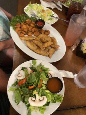 Fried shrimp and side salad