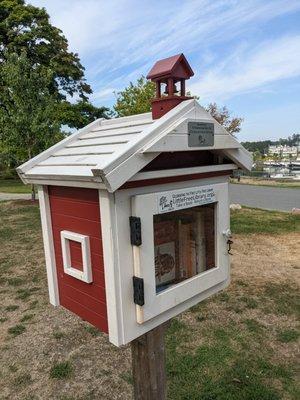 Little Free Library, Masconomo Park, Manchester-by-the-Sea