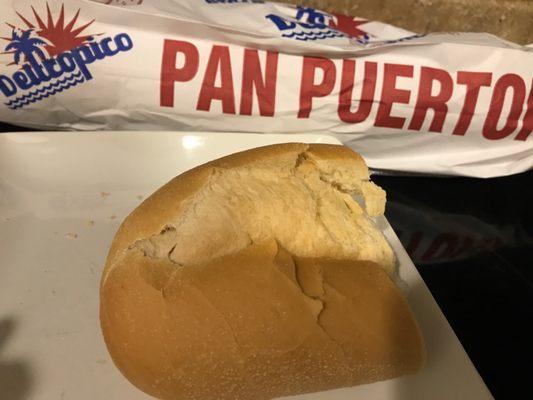 Puertorrican bread is not meant to be covered in cornmeal. Not sure who in Publix came up with that.