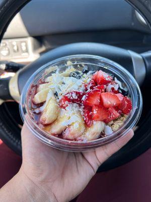 Açaí Primo Bowl