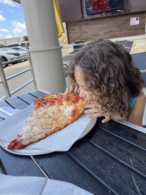 Okay-ish big-ass pizza lunch special fit for TWO. Nice lunch specials comes with salad and drink.