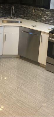 Kitchen tiles and backsplash