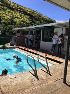 Leahi Swim School