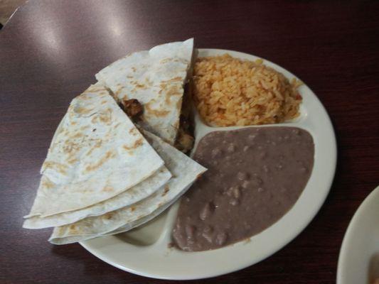 #6 quesadilla with pollo $9.24