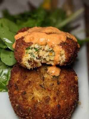 Crab cakes  iG: snackchatnyc