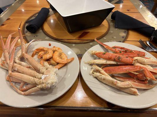 Alaskan Snow Crab Legs,  Steamed Shrimp