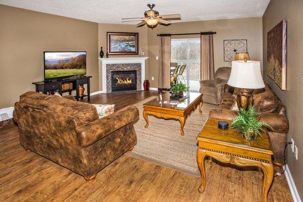 Whispering Pines 544:  4 Bedroom 3 Bath Top Vacation Condo in Pigeon Forge