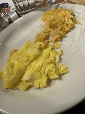 Scrambled eggs and hashbrown casserole