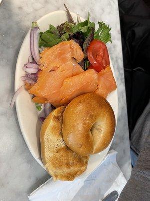 Bagel with salmon