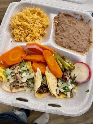 Carnitas and Asada Tacos