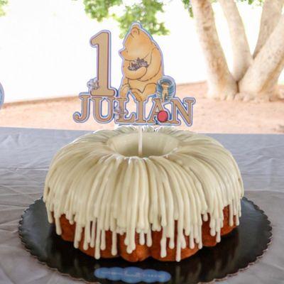 Classic Vanilla Bundt cake