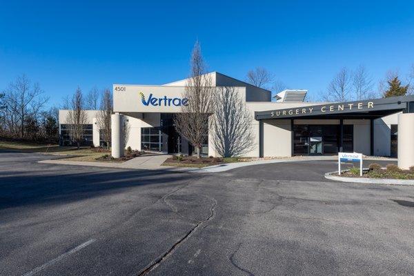 Exterior of Vertrae® main entrance and surgery center