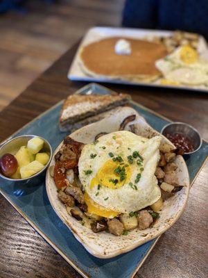 Parma skillet hash