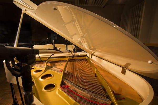 Yamaha Baby Grand Piano in Studio A