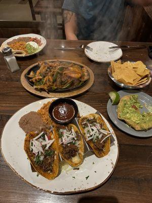 Barria tacos and fiesta fajitas with guac app!