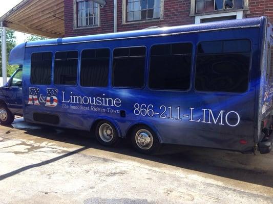 R & B Limousine