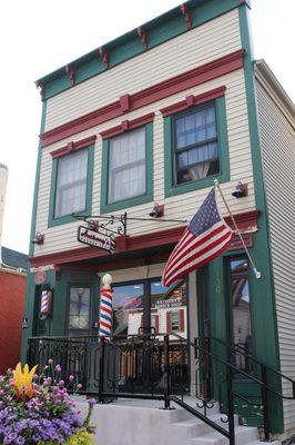 Shop entrance, Anthony's Barbershop in Algonquin.