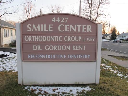 Dr. Gordon Kent - Dentist Buffalo NY - Smile Center