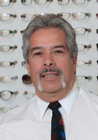 Roger Pineda, Optician