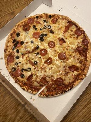 X-Large pepperoni pineapple with half black olive