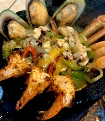 Molcajete de mariscos