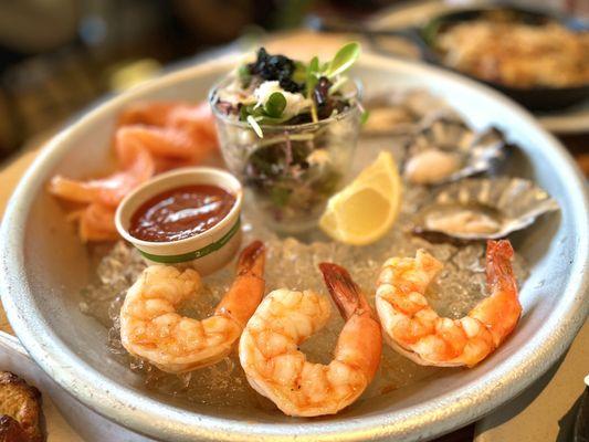 Seafood platter 7/10 - Fresh oysters, shrimp were outstanding. Crab salad and salmon was good with the bread that comes with it