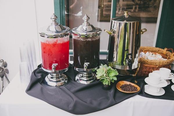 Beverage station: punch, iced tea and coffee