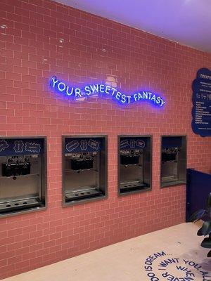 Self serve soft serve