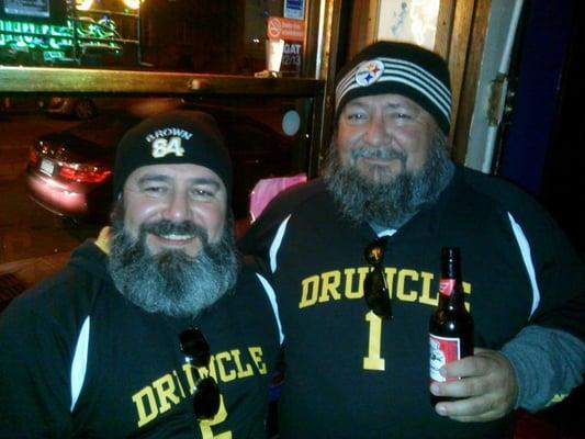 Great place, great service, awesome bartendars Vonya and Zack...the best!!!

The Druncles Approve.