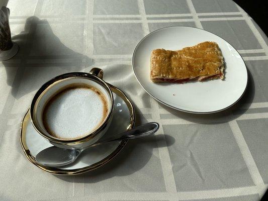 Cortado & raspberry strudel