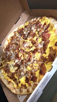 Breakfast pizza