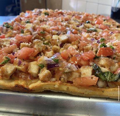 Thin Crust Chicken Bruschetta