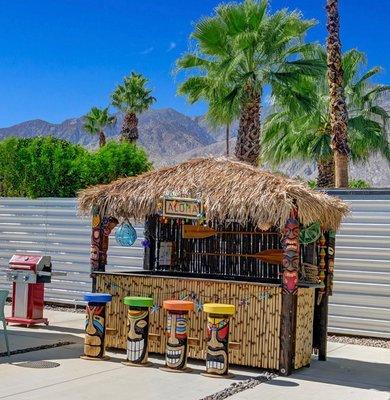 White Sands Tiki Bars Sales and Rentals