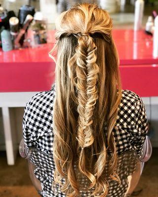 Bo-Ho Braid on a beautiful bride!