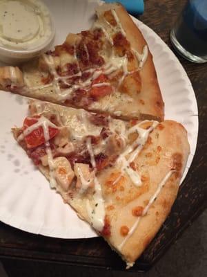 Chicken bacon ranch pizza