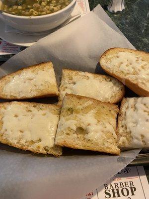 Garlic bread with cheese