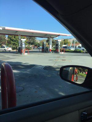 The day b4 gas prices go up nobody here but me where's everybody?