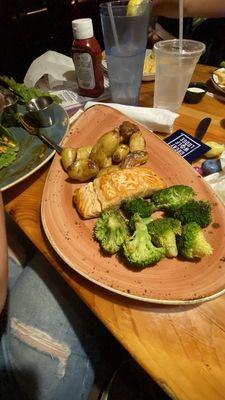 Salmon and broccoli