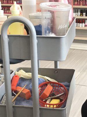 Dirty tools being used on different patrons