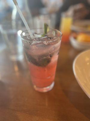 Blueberry mojito