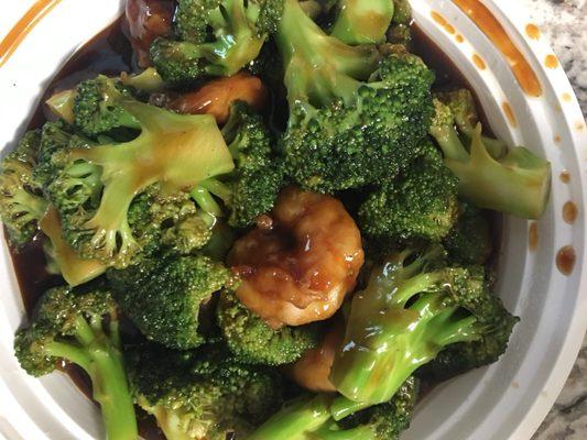 Shrimp with broccoli