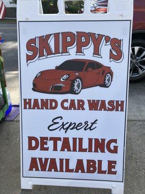 I'm beyond myself with excitement, that I found Skippy's Hand Car Wash not far from my residence on UWS.