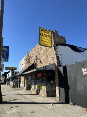 Photo Center facade