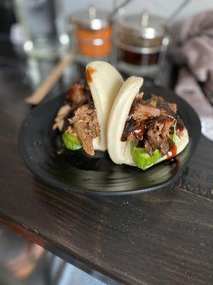 2 Pieces Smoked Asian Brisket Bao Bun