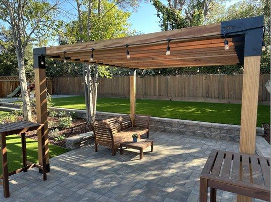 Toja Grid Pergola with lighting