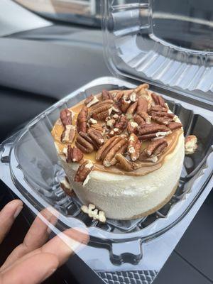 Caramel Pecan Cheesecake