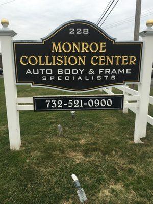 Monroe Collision Center