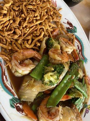 Shrimp chow mein