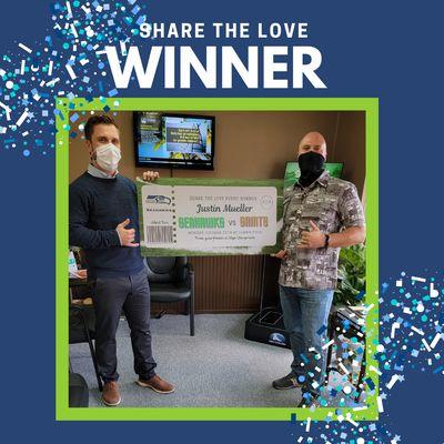 Congratulations Justin M! Thank you for participating in our Autumn "Share the Love" event!