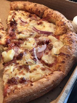 The Hawaiian Pizza. Super tasty!!